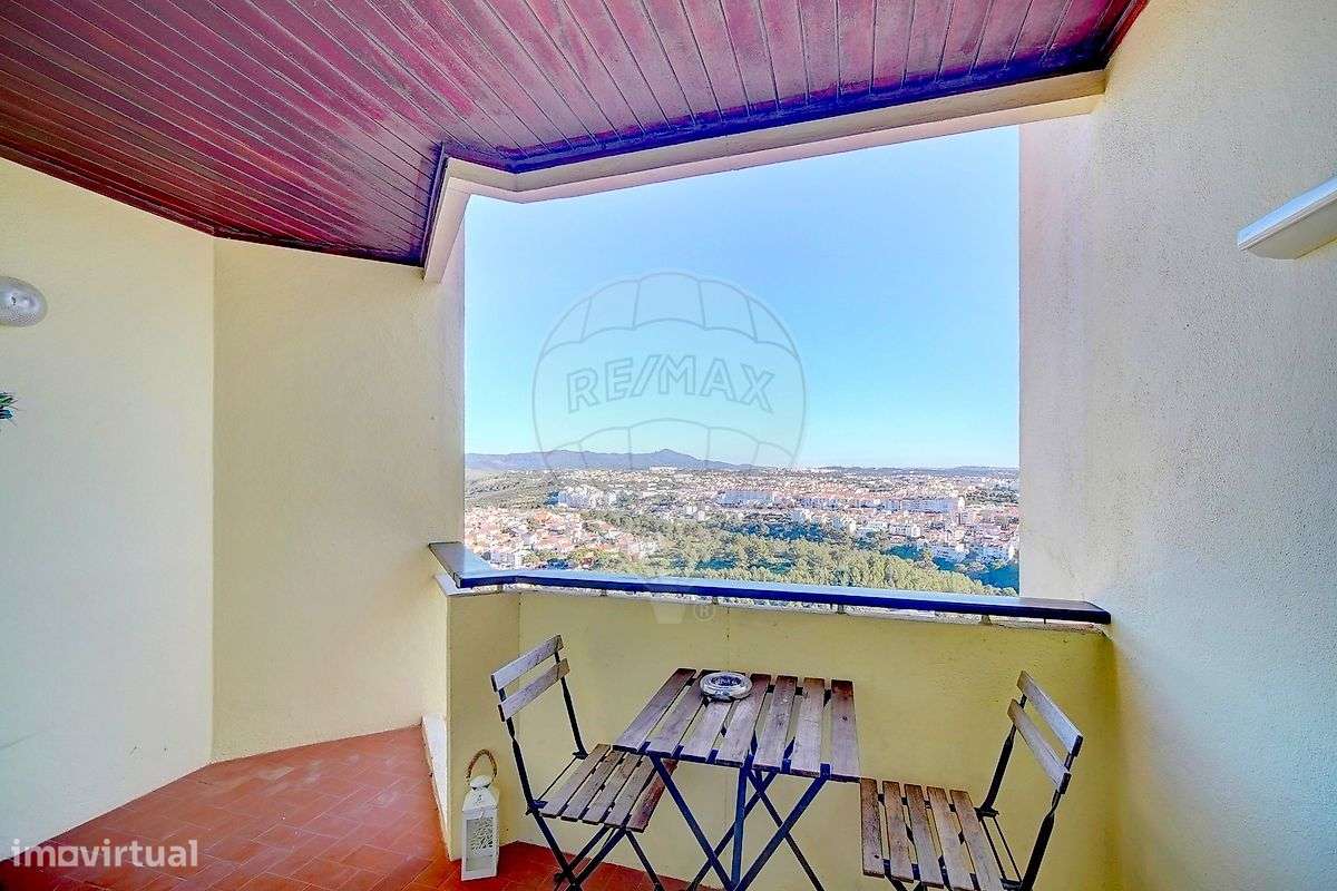 Apartamento T0 para arrendamento - Grande imagem: 4/24