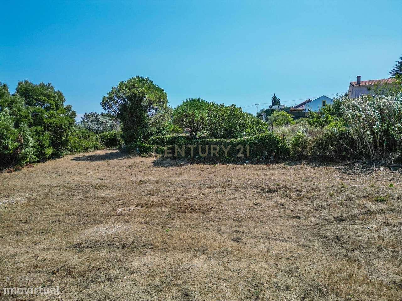 Terreno para habitação própria ou como investimento.-12