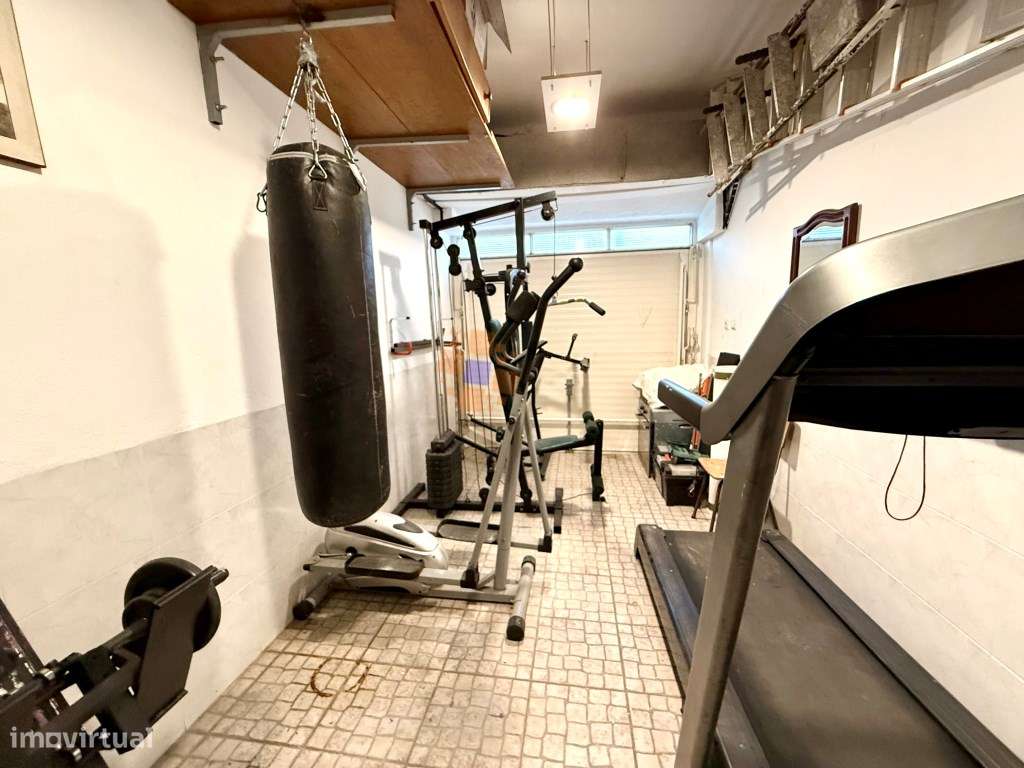 Encantadora Moradia Térrea T3 com Quintal e Garagem - Alto do Moinh...-25