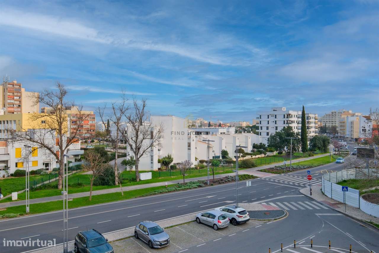 Apartamento T2 totalmente remodelado, em condomínio privado, em Vilamo-26