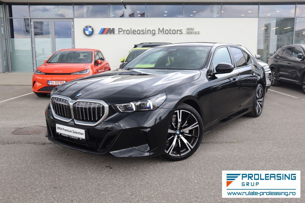 BMW 5 Series 520i AT MHEV 2025