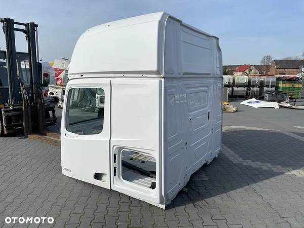 Actros kabina giga Space mp4 mp5 21' - 3