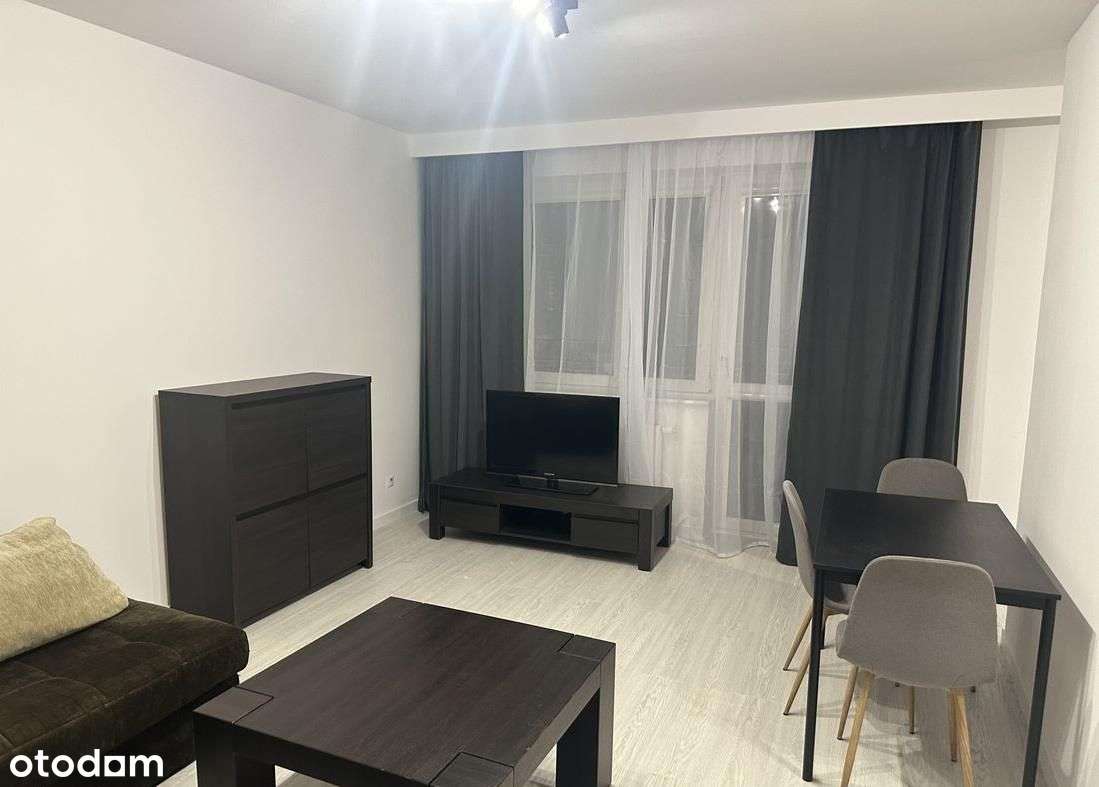 Kawalerka po gen. remoncie. Bardzo dobry standard-9