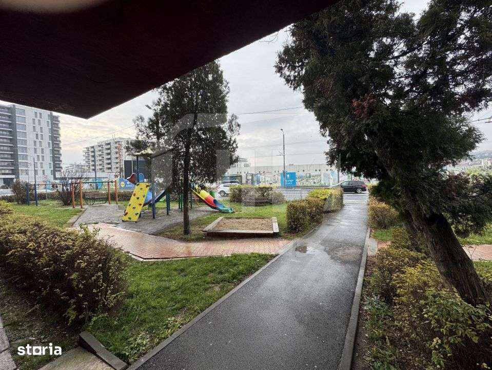 Garsoniera, etaj 1, centrala proprie pe str Fabricii-10