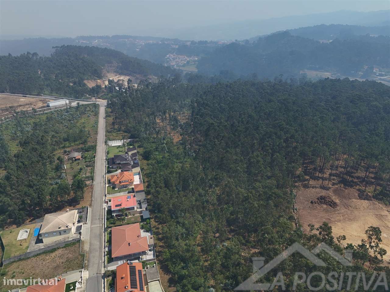 Terreno Para Construção  Venda em Romariz,Santa Maria da Feira - Grande imagem: 4/27