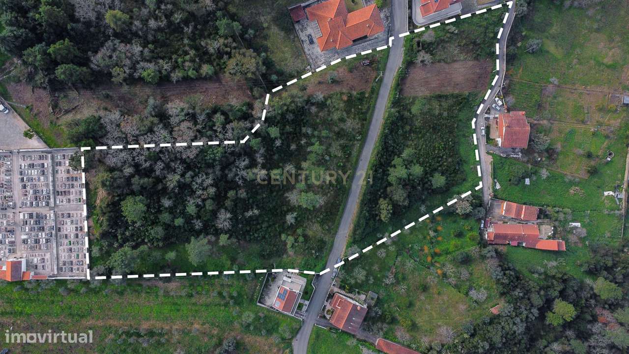 Excelente terreno, situado em zona residencial, a apenas 10 minutos do - Grande imagem: 2/12