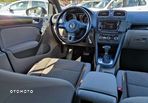 Volkswagen Golf - 28