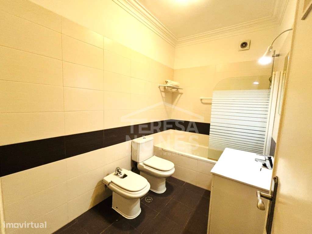 APARTAMENTO T3 - ALMADA-4