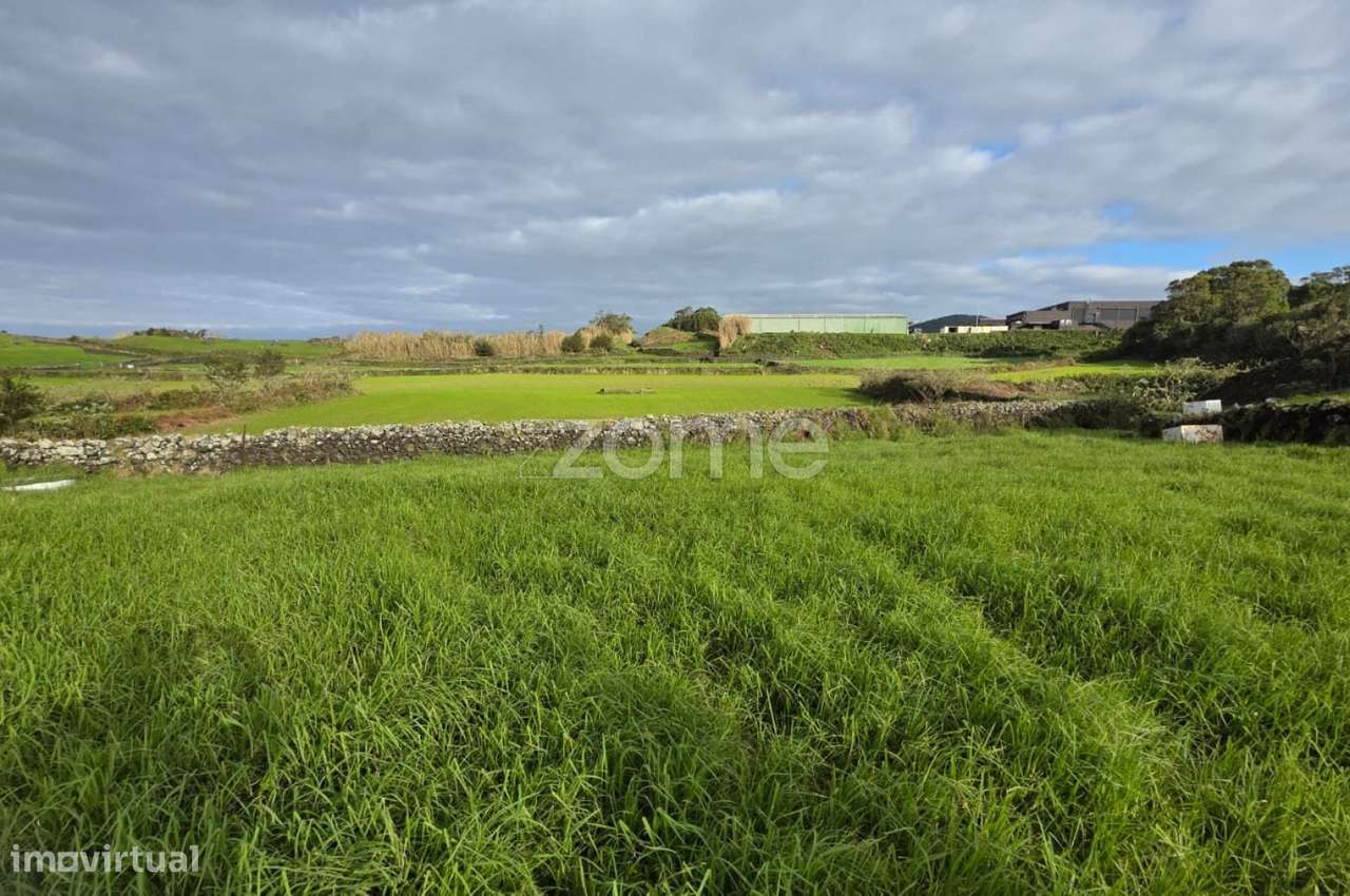 Terreno Rústico com Construção – Pico da Pedra, Ribeira Grande - Grande imagem: 4/16