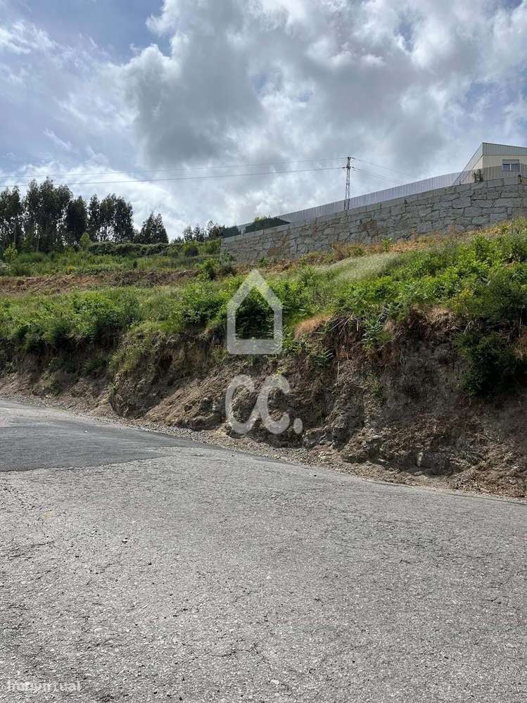 Terreno Para Construção, Paredes - Grande imagem: 2/17