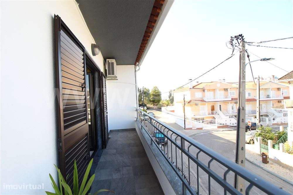 Moradia Geminada T3, Venda-30