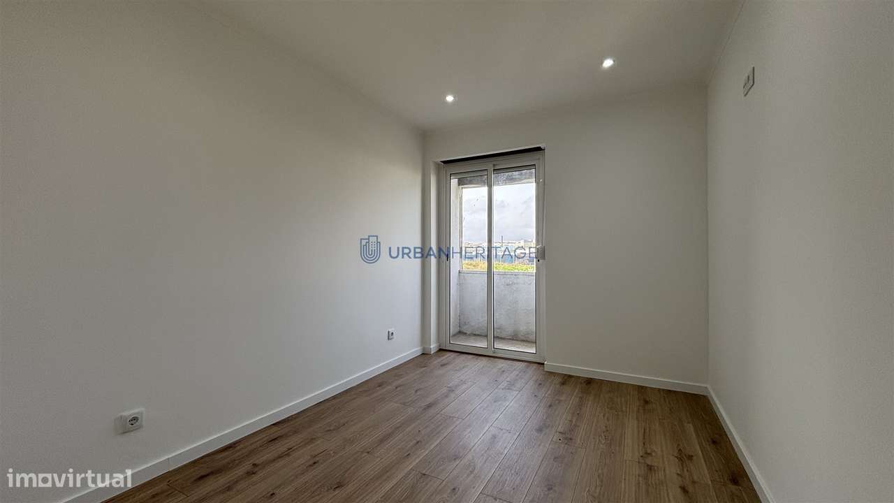 Apartamento T2 Venda em Águas Livres,Amadora-5