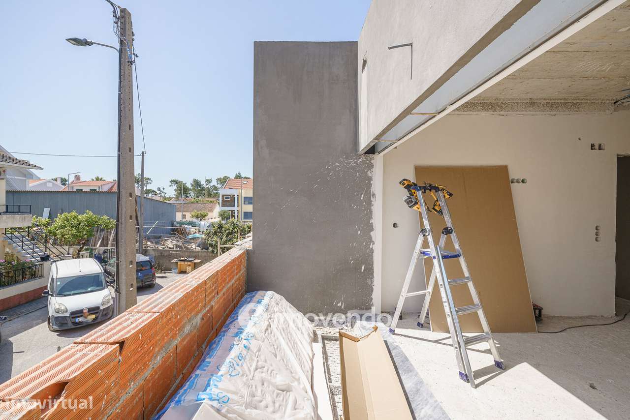 Moradia geminada T3+1 em fase de construção, em Pinhal de Frades-20