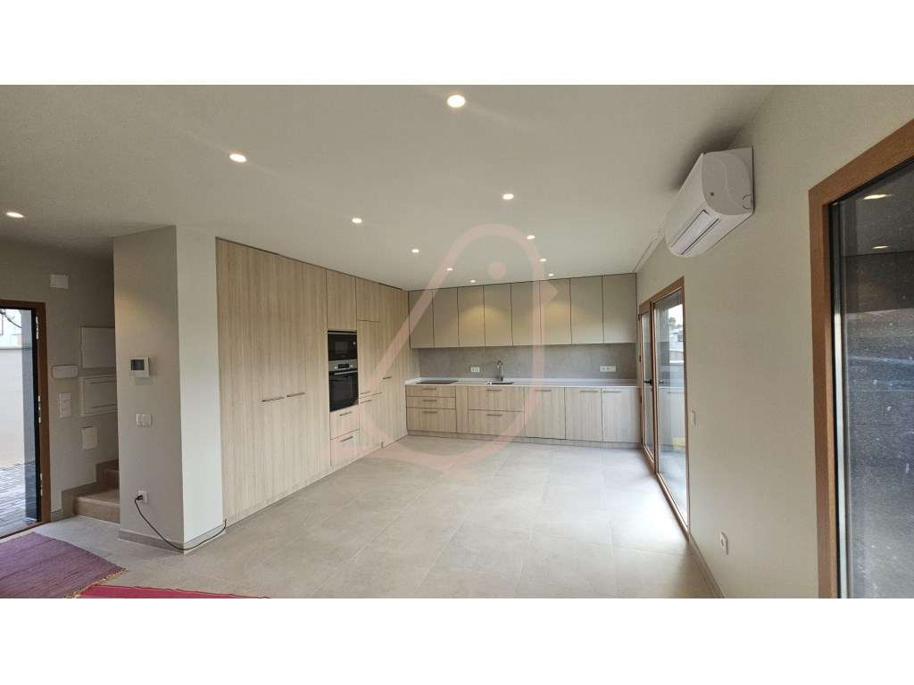 Fantástica Moradia T2 Nova - Moita Redonda, Fátima - Grande imagem: 4/33