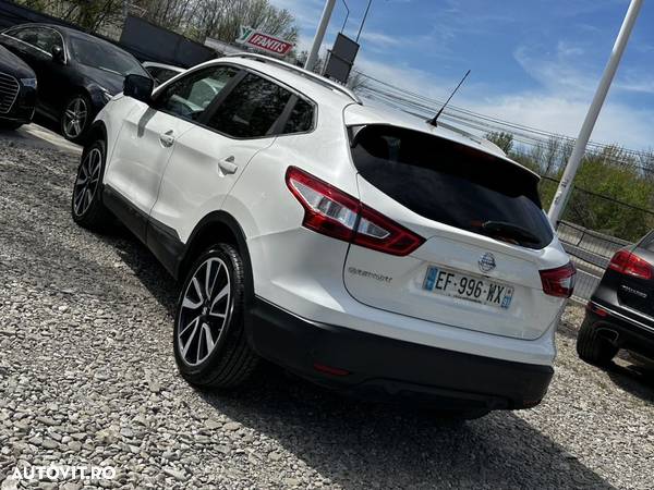 Nissan Qashqai 1.6 DCi Xtronic TEKNA+ - 29