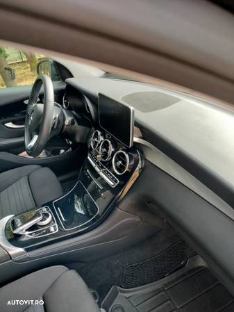 Mercedes-Benz GLC 220 d 4Matic 9G-TRONIC - 10