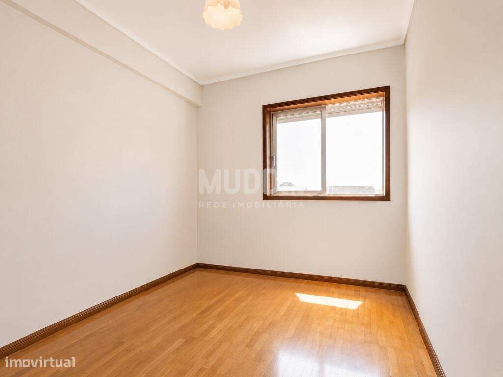 Apartamento T3 Duplex no coração de Estarreja – conforto, espaço e loc-19