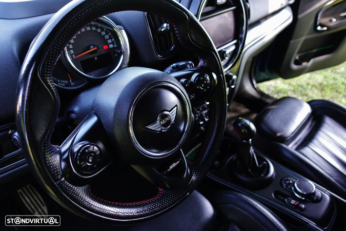 MINI Countryman Cooper SE ALL4 Auto - 38