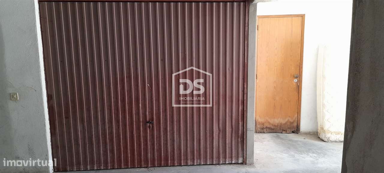 Garagem  Venda em Marinha Grande,Marinha Grande - Grande imagem: 5/7