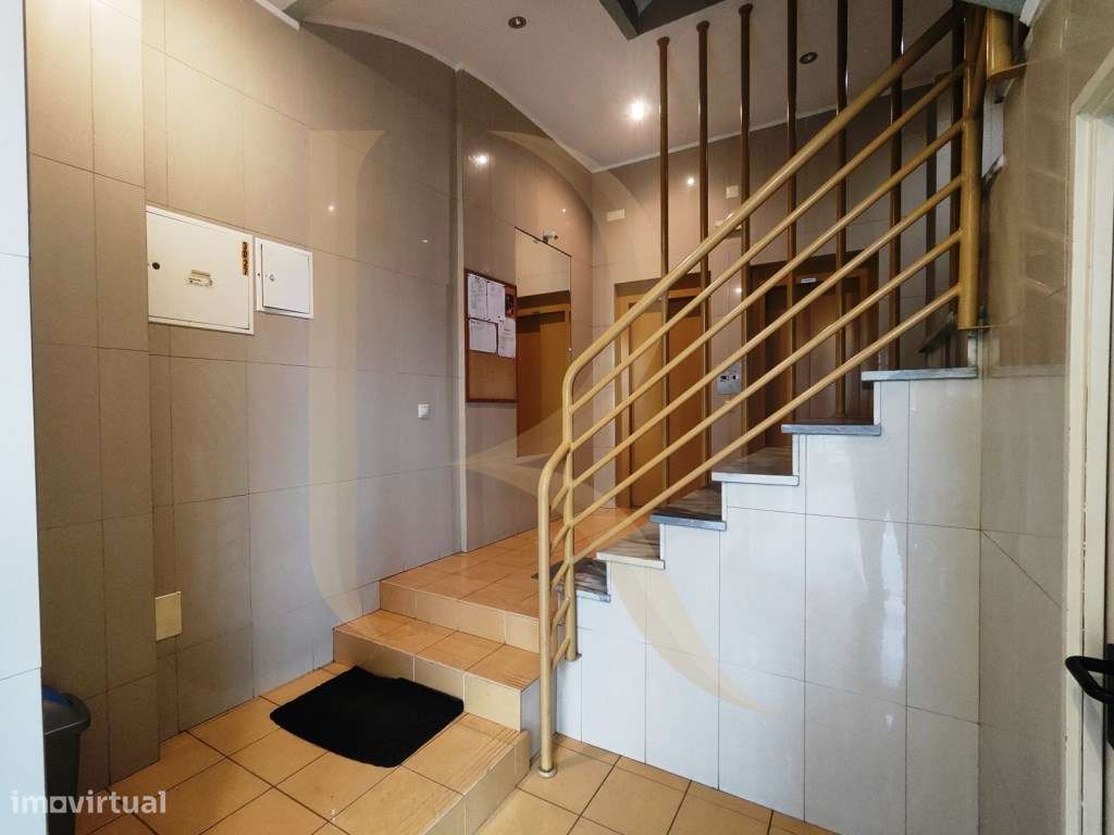 Apartamento T2 com elevador, estacionamento e arrecadação na Quinta... - Grande imagem: 5/34