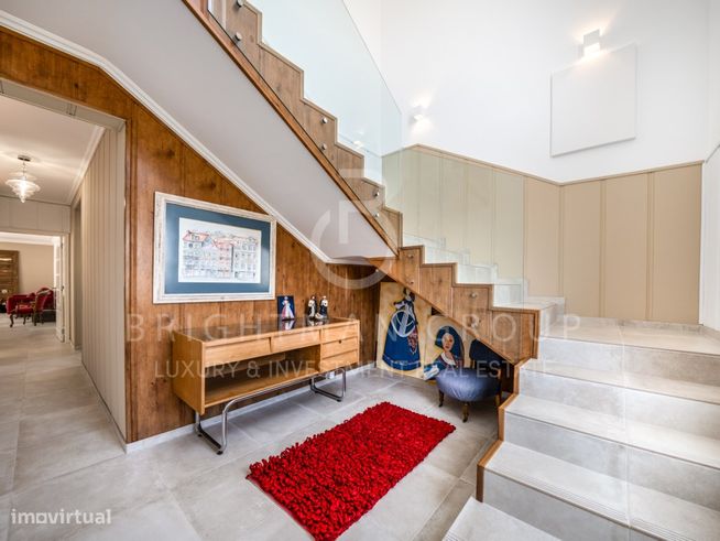 Moradia T4 + 1 com jardim e piscina, em Bicesse, Cascais-19