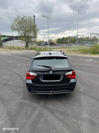 BMW Seria 3 318d DPF Touring Edition Sport - 5