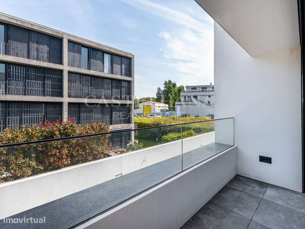 Moradia T5 triplex com jardim na Foz do Douro - Nova - Grande imagem: 2/60