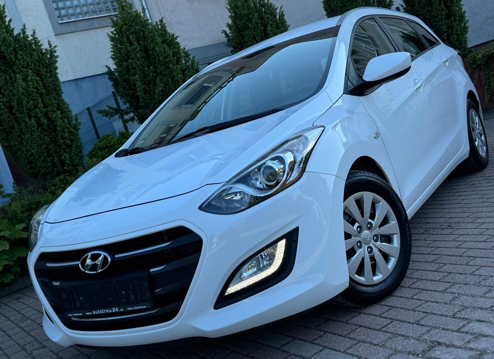 Hyundai i30 II i30cw 1.6 CRDi Trend 2016