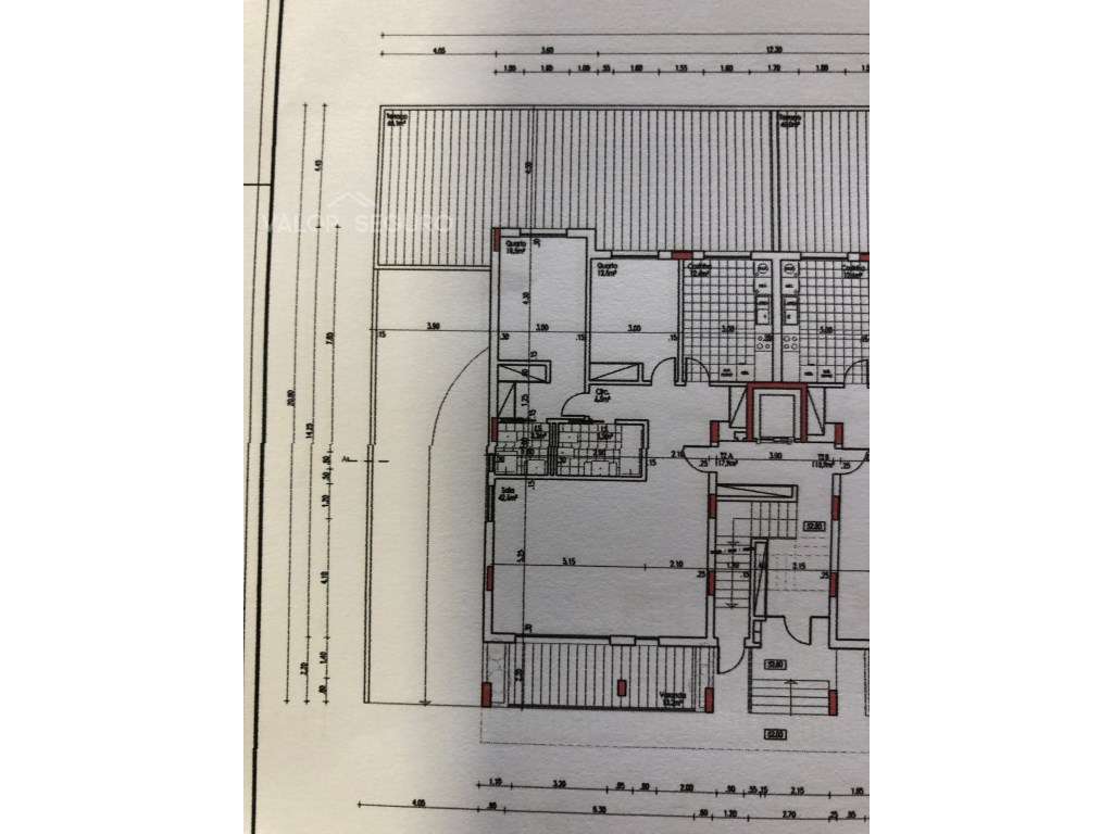 Apartamento T2 novo com garagem 2 viaturas e terraço no Sobralinho-13