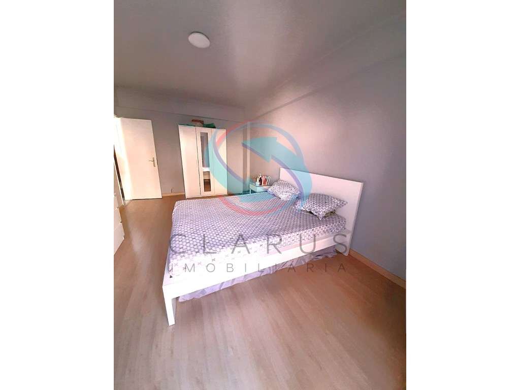 APARTAMENTO T2 AMORA/PAIVAS-9