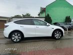 Tesla Model Y Long Range Dual Motor AWD - 28