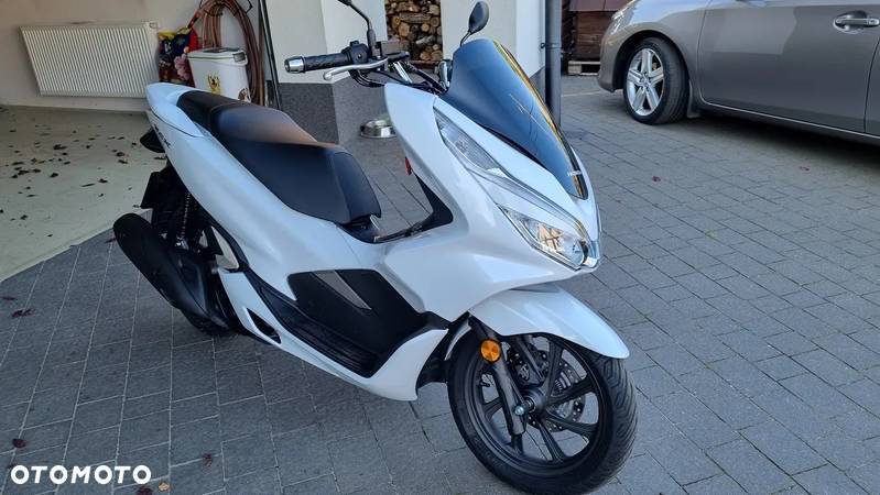 Honda PCX - 1