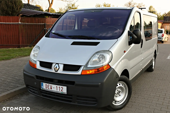 Renault Trafic - 13