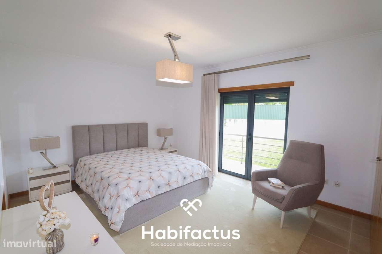 Moradia V4 Isolada com Jardim e Vista Panorâmica – Em Couto de Cima- V-13