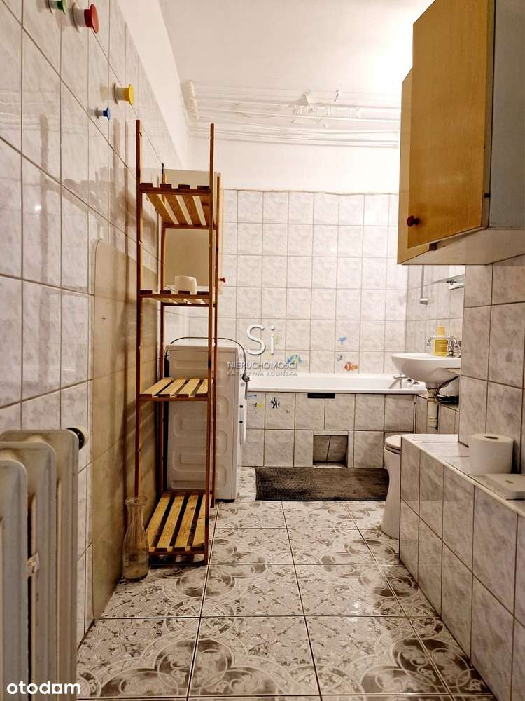 Na sprzedaż 2 pokoje, duży balkon, oddzielna kuchn-11