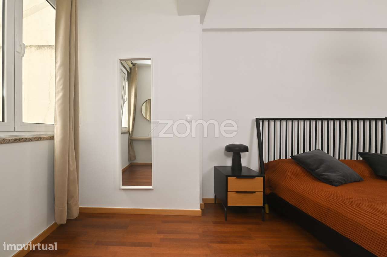 Apt T3 totalmente renovado no centro de Lisboa, junto à Gulbenkian-42