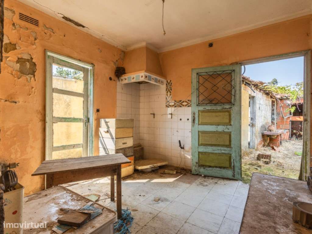 Moradia para recuperar em Amieiro - Grande imagem: 5/11