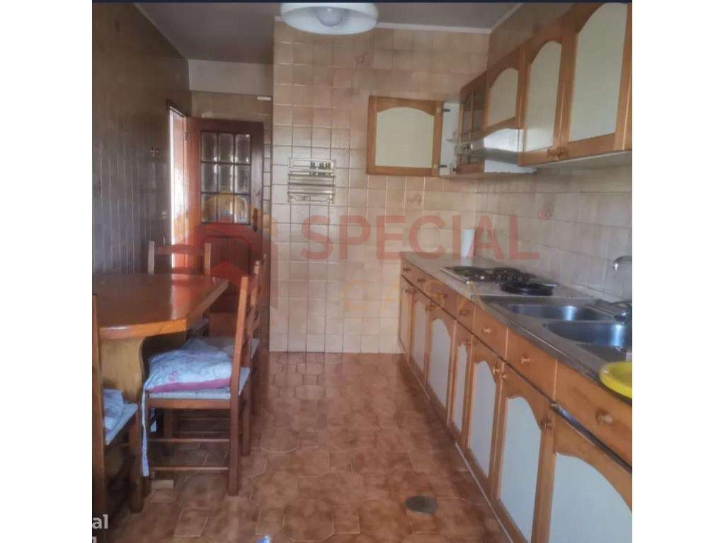 T2 Maia c/ Localização de Excelência-13