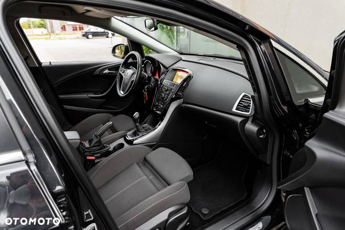 Opel Astra 1.6 D (CDTI DPF ecoFLEX) Start/Stop Edition - 32