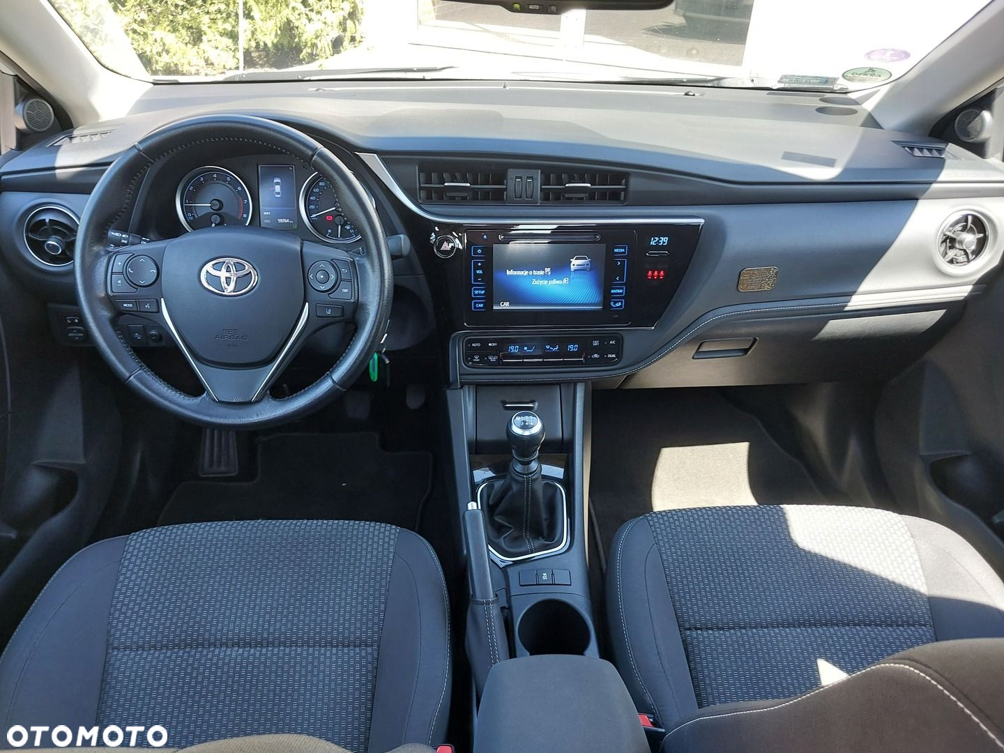 Toyota Corolla 1.6 Comfort - 7