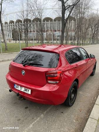 BMW Seria 1 116i - 4