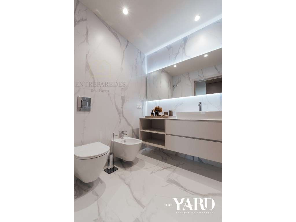 Apartamento de luxo T3 para comprar, com varanda, no conceituado em...-24