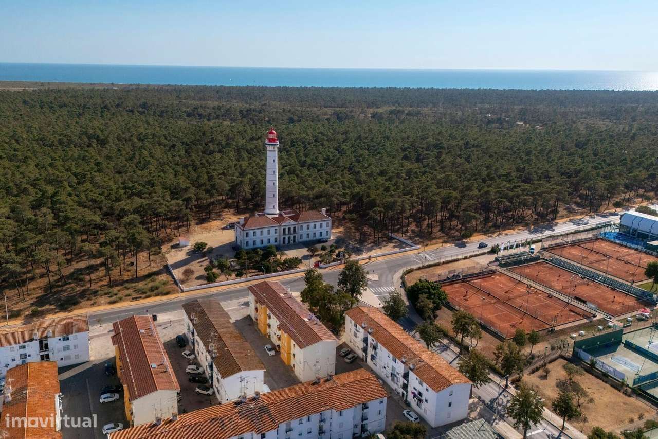 Apartamento T2+1 com suíte e garagem — Parque do Glória, Vila Real de - Grande imagem: 4/36