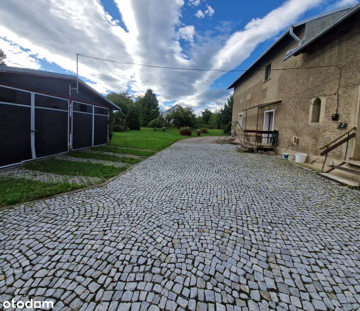 NOWA CENA. Na sprzedaż dom w Moszczance o pow. użytkowej 130m2-14