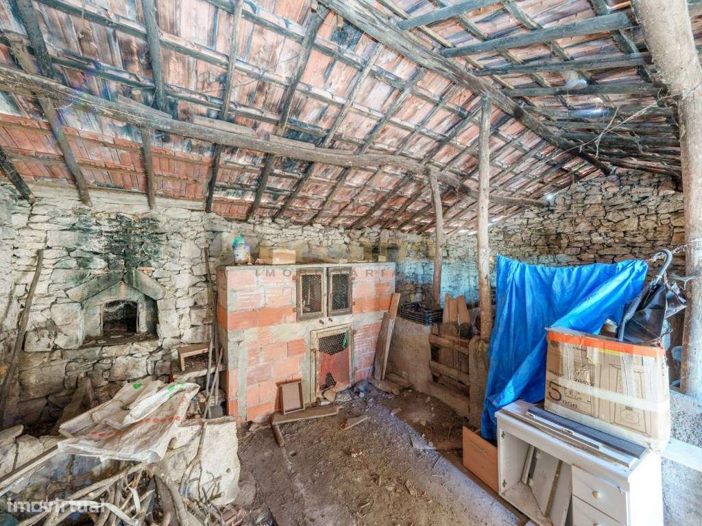 Barracões com 2832m2 de terreno - Zambujal - Atouguia - Grande imagem: 5/12