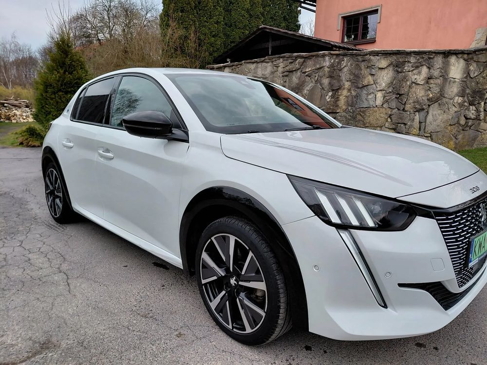Peugeot 208 II Elektromotor 136 GT 2021
