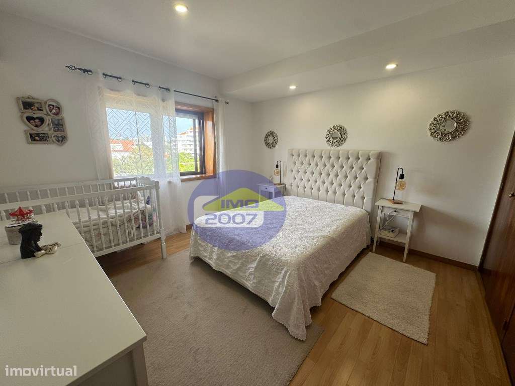 Apartamento T3 em São Paio de Oleiros-16