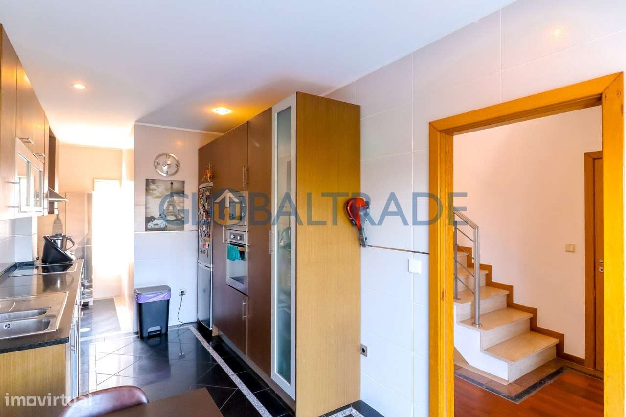 Moradia T3 com Terraço em Valbom-29