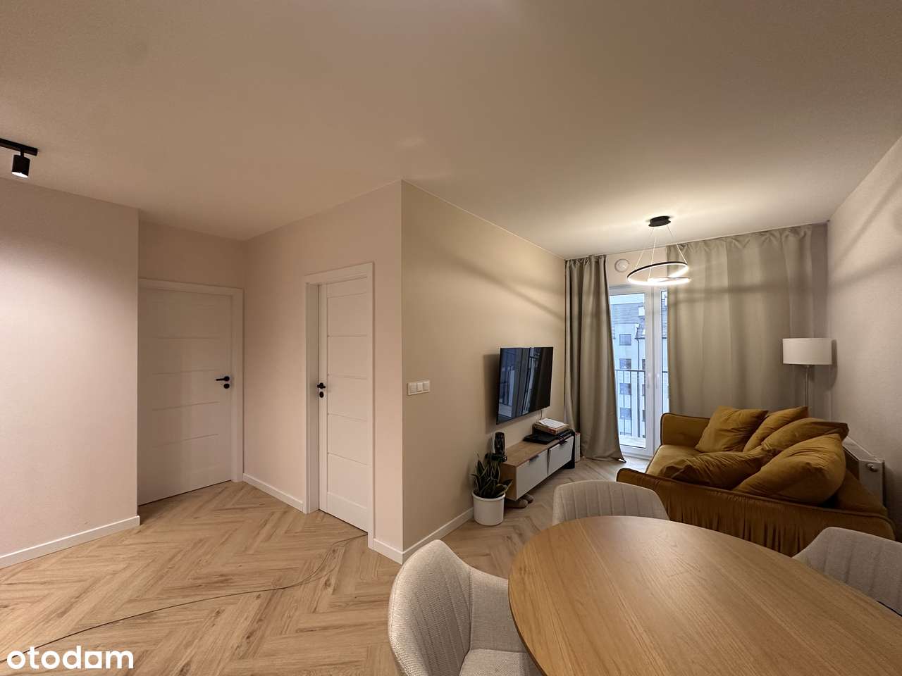 Trzypokojowe mieszkanie z balkonem w Wrocławiu - Pełny obrazek: 4/11