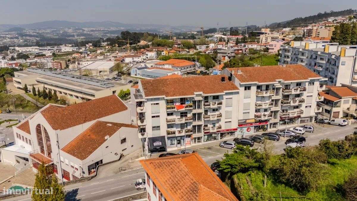 Apartamento T3 em Penafiel (2 Frações: T2+T1)-26